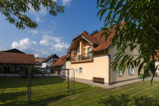 Apartments Leonid - Podčetrtek - 0