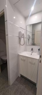 One Bedroom André - 6