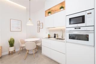 WintowinRentals Goleta Suites 0B - Malaga - 8