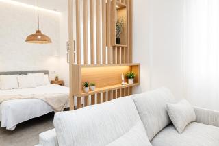 WintowinRentals Goleta Suites 0B - Malaga - 0