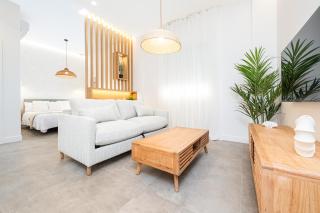 WintowinRentals Goleta Suites 0B - Malaga - 4