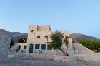 Mani Tsopakas Residences - - 9