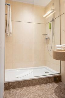 Hotel Parc Plaza - 5