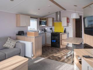 Pinewoods Beach no.5 - sleeps 6 – no dogs - Wells next the Sea - 4