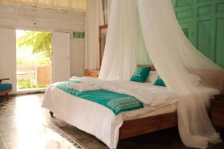Ubu Villa Donolayan - 4 Bedrooms Villa in Yogyakarta - Ngaglik - 9