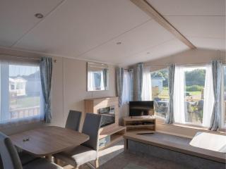 Pinewoods Beach no.4 - sleeps 6 – dog friendly - Wells next the Sea - 0