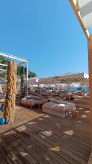 Lucky Monkey Hotel - 5