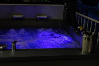 city chic penthouse - 9