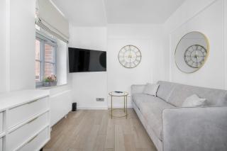 Nowoczesny Apartament typu Studio w Centrum Wrocławia z Parkingiem by Noclegi Renters - Breslavia - 0