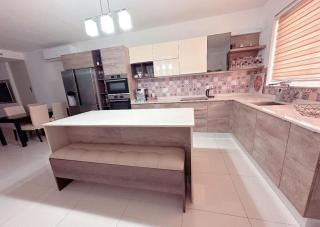 Maisonette with backyard - 7