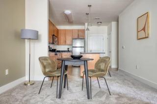 Carlyle 1br w wd pool gym nr Metro WDC-626 - 6