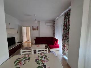 Isabel's apartment with balcony - Tirana - 1