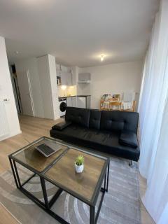 Joli appartement F2 Bobigny Métro proche Paris - Bobigny - 3