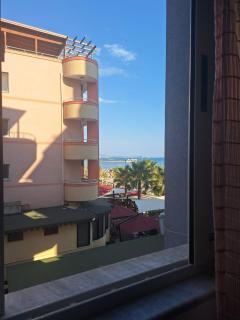 Ludi 1 Beach House - Durazzo - 1