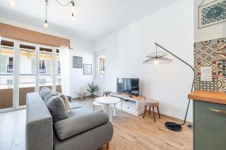 Large & Quiet 1 Bdr Downtown - 3