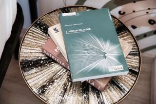 Vanity Flat - The House Of Travelers - 3