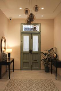 North Lodge by PetitChic - 2