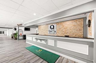 Quality Inn Dayton Airport - Englewood - 2