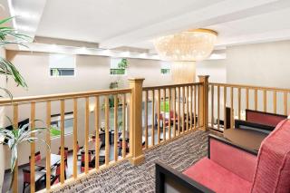 Comfort Suites Portland Airport - Portland - 2