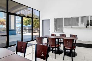 SureStay Hotel by Best Western Buena Park Anaheim - Buena Park - 9