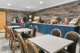 SureStay Plus by Best Western Fort Worth Benbrook - Fort Worth - 4