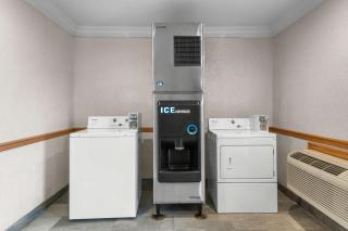 SureStay Plus by Best Western Fort Worth Benbrook - Fort Worth - 1