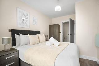 Stylish Apartment - Two Bedrooms - Netflix - City Centre - JQ 7AH - 1