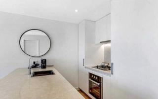 Stylish 1BR Apt with mountain views - Brisbane - 6