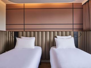 Mercure Paris Nanterre - Nanterre - 1