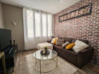 Studio Confort Centre-Ville: Cuisine Équipée, Clim, WiFi, Netflix, Proche Gare et Bus Gratuits - FR-1-591-542 - Châteauroux - 3