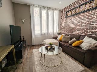 Studio Confort Centre-Ville: Cuisine Équipée, Clim, WiFi, Netflix, Proche Gare et Bus Gratuits - FR-1-591-542 - Châteauroux - 1