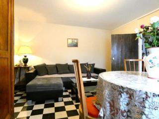 Escapade Paisible: Gîte pour 8 à Saint-Hilaire-sur-Yerre, Jardin Clos, Proche Chateaudun et Chartres - FR-1-581-131 - Saint-Hilaire-sur-Yerre - 2