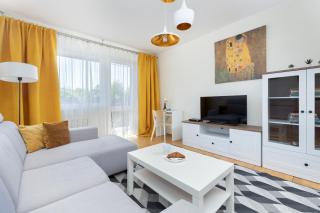 Elegancki & Rodzinny Apartament w Kołobrzegu by Noclegi Renters - Colberga - 0