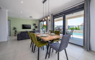 2 Bedroom Beautiful Home In Vodnjan - 5