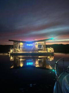Twin Boats - Butterfly - 0