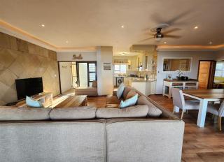 Beachfront Apartment - 7