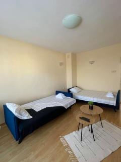 Lovita suite with a garage - 9