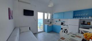 Dinas Inn - Piso Livadi - 8