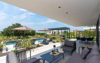 Amazing Home In Nova Vas With Sauna - Poreč - 4