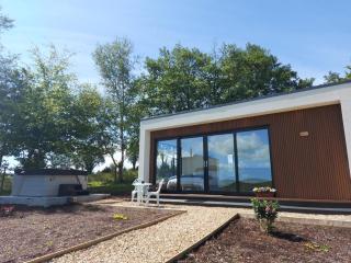 LakEscape - Waterfront Self- Catering Cabins - Enniskillen - 9