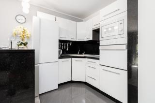 Apartament Konduktorska z Parkingiem i Ogródkiem - w spokojnej dzielnicy by Noclegi Renters - Wroclaw - 8