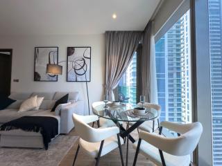 Naseem - Stylish 1BR Hotel Apartment Overlooking the Marina - 1