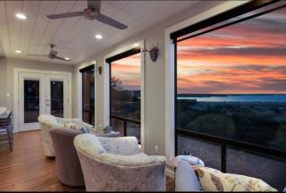 Canyon Lake luxury getaway, hot tub with Lakeview - Canyon Lake - 8