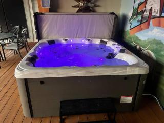 Canyon Lake luxury getaway, hot tub with Lakeview - Canyon Lake - 7