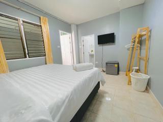 Naeem House Pattaya - 6