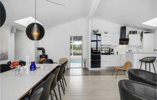 Awesome Home In Ebeltoft With Sauna - Ebeltoft - 1
