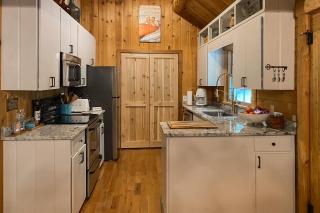 Dancing Bear Cabin - Lake Toxaway - 8