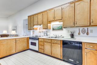 Waterfront Wheeler Lake Home with Furnished Deck - Rogersville - 4