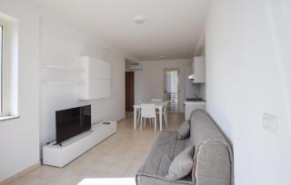 Gorgeous Apartment In Isca Marina - Badolato - 8