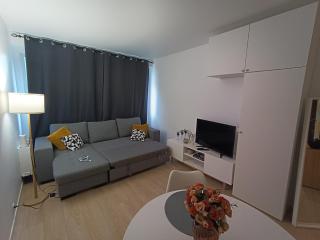 Cozy Studio Heart of La Défense - 10 min to Paris - 2